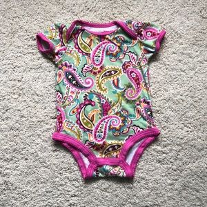 Vera Bradley tutti frutti bodysuit sz 6-9 mos